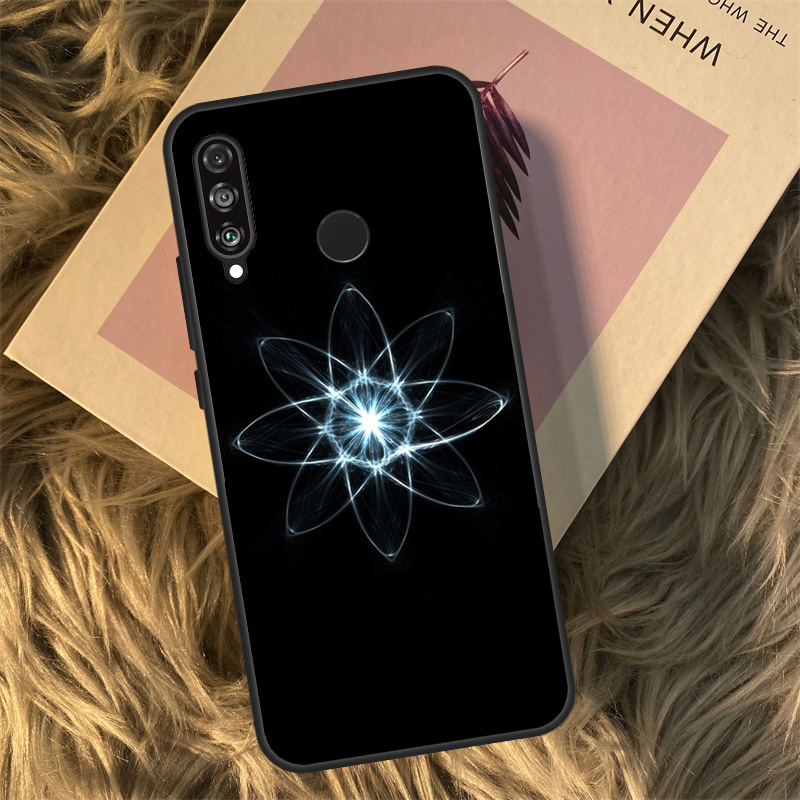 غطاء حماية بتصميم الذرات والكي - مراجعة Science Nova وسعره